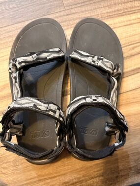 Teva Sport Sandals Black Gray Strap Comfort Outdoor Women’s Size 6